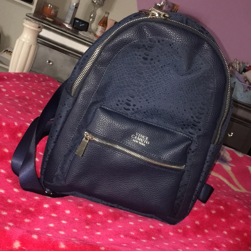 Vince camuto luggage bookbag